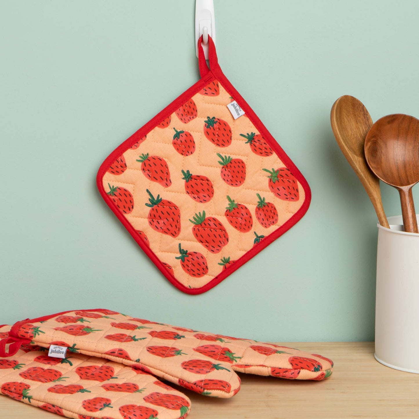Berry Sweet Potholder: Red - Single
