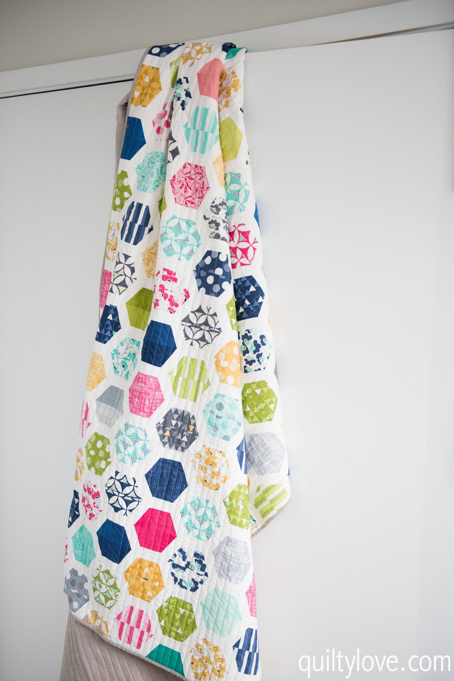 Hexie Framed PAPER Quilt Pattern