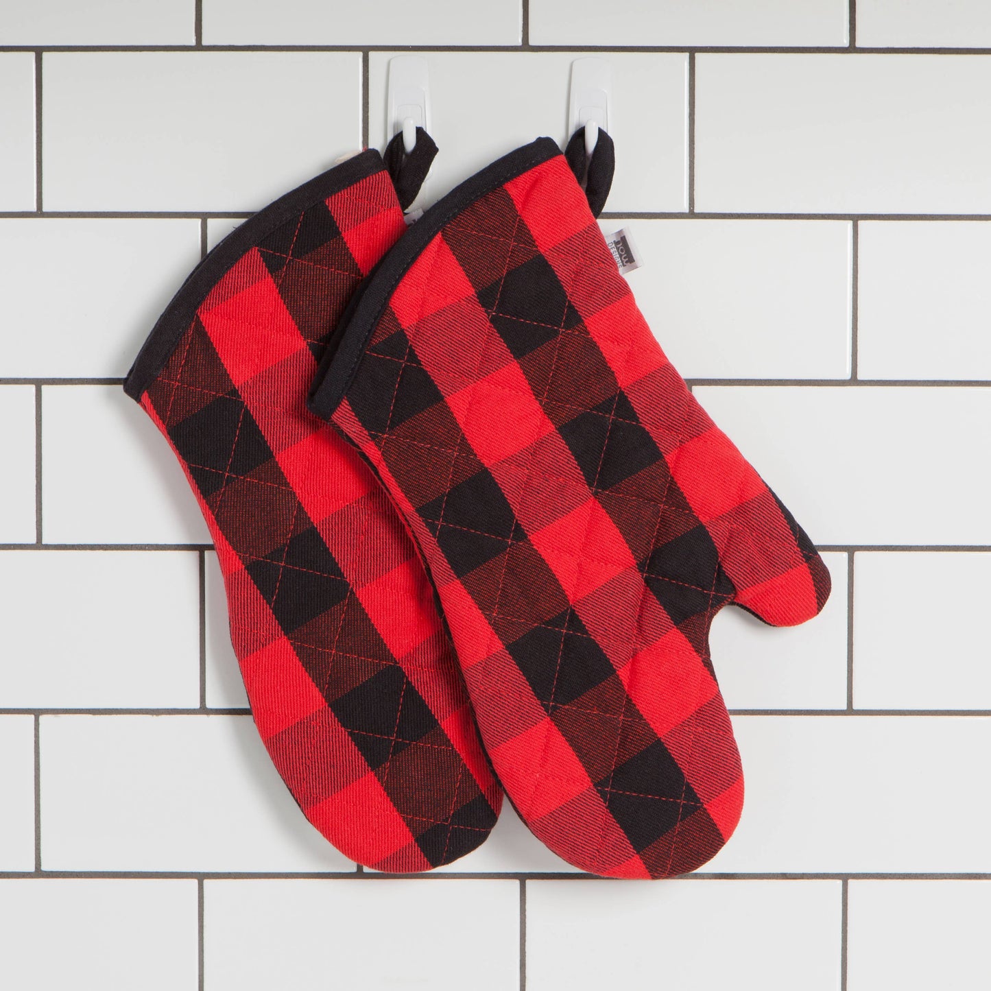 Superior Buffalo Check Red Oven Mitt - Single